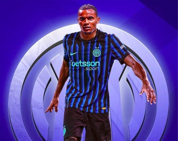 阿坎吉谈转会：你得去问瓜迪奥拉！我爱国米未来有可能回曼城