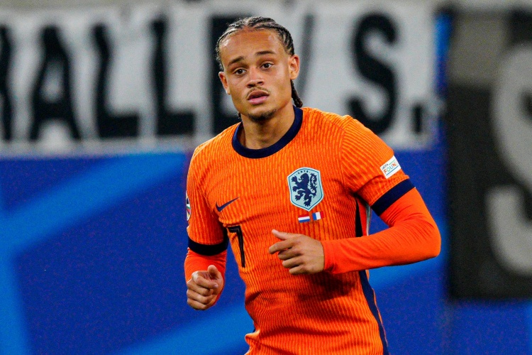 标晚：西蒙斯赶不上出战伯恩茅斯，热刺赛前会向球迷介绍他